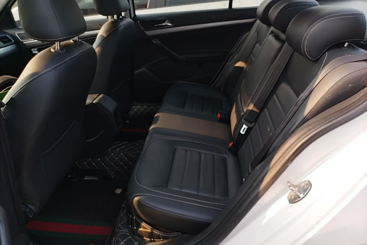 Volkswagen Lavida 2018 #17 Volkswagen Lavida 2018 car image #17