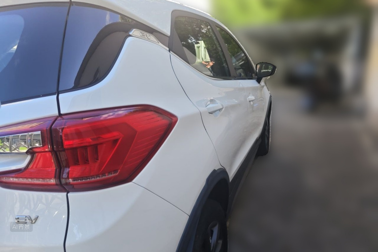BYD Yuan New Energy 2020 immagine di auto #7