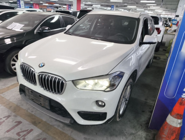 BMW X1 2017 BMW X1 2017 car image