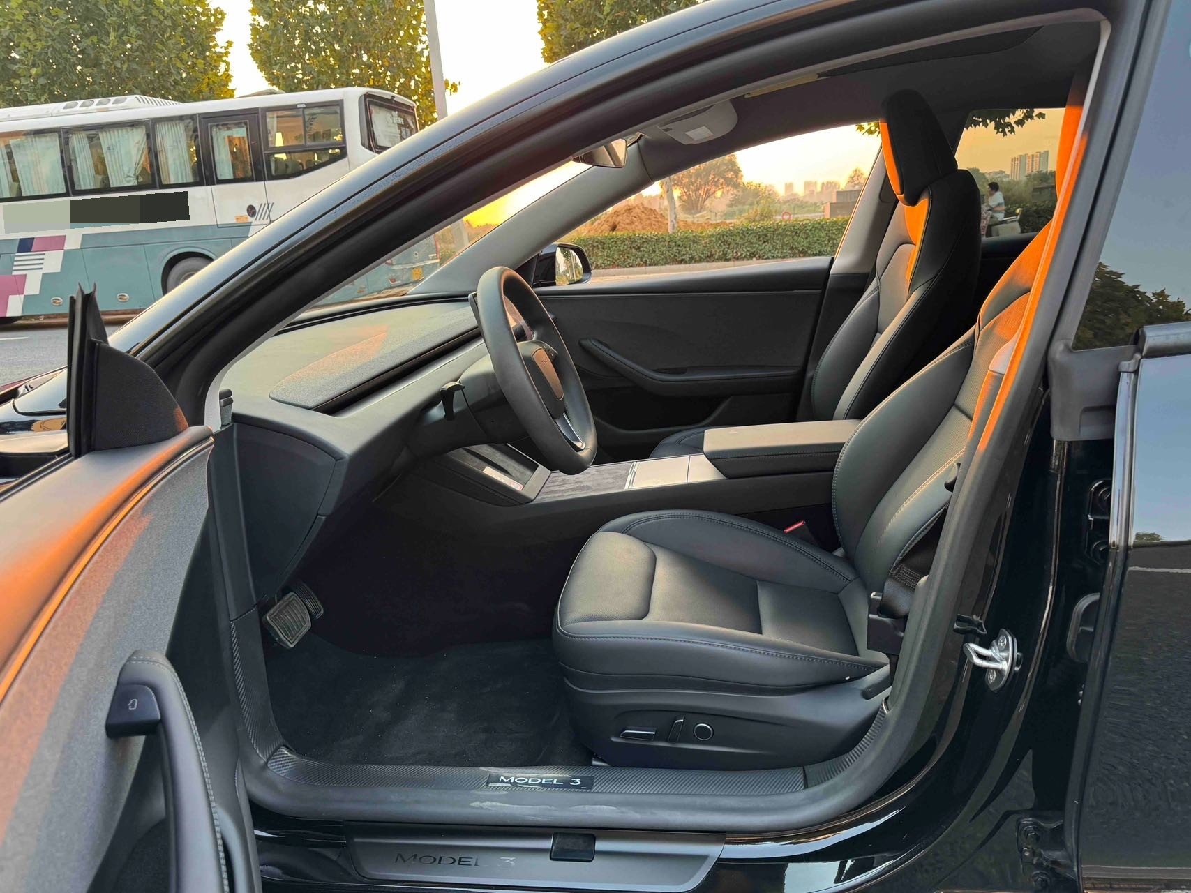Tesla Model 3 2025 #4 Tesla Model 3 2025 صورة سيارة #4