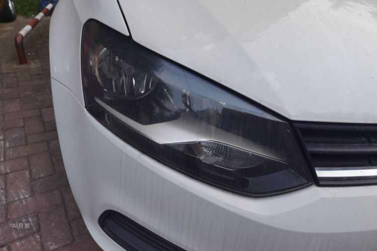 Volkswagen Polo 2018 car image #8