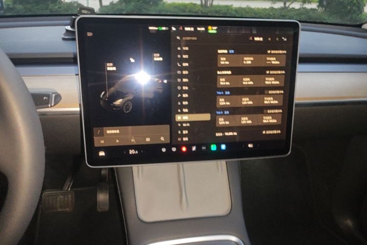 Tesla Model Y 2021 #13 Tesla Model Y 2021 immagine di auto #13