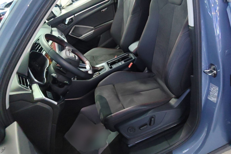 Audi Q3 2022 car image #15
