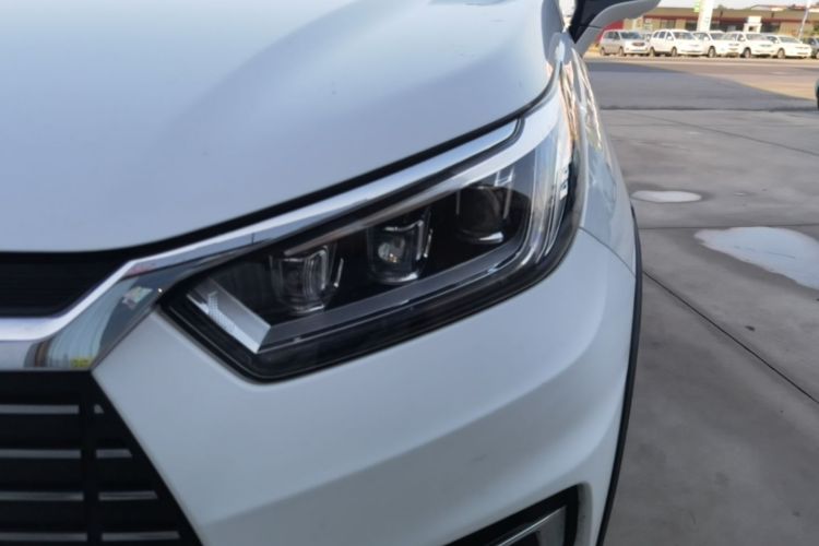 BYD Yuan New Energy 2019 #23 BYD Yuan New Energy 2019 car image #23