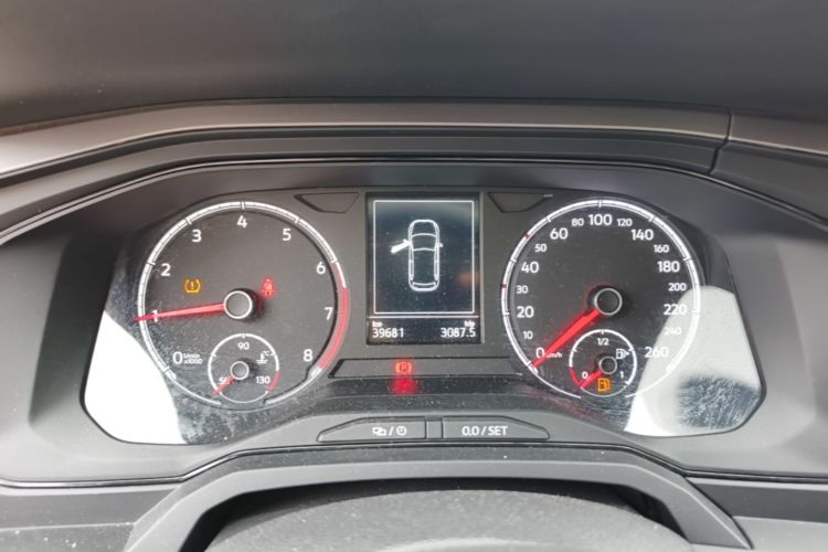 Volkswagen Polo 2020 car image #12