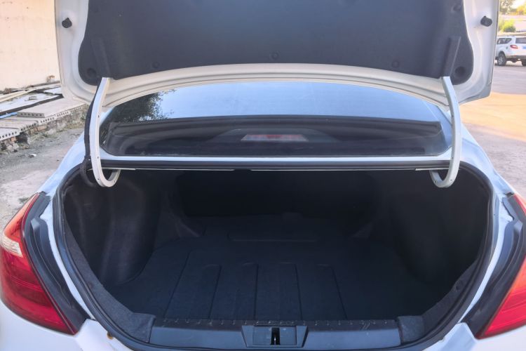 GEELY Emgrand 2016 car image #22
