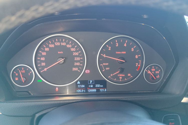 BMW 3 Series 2017 #12 BMW 3 Series 2017 car image #12