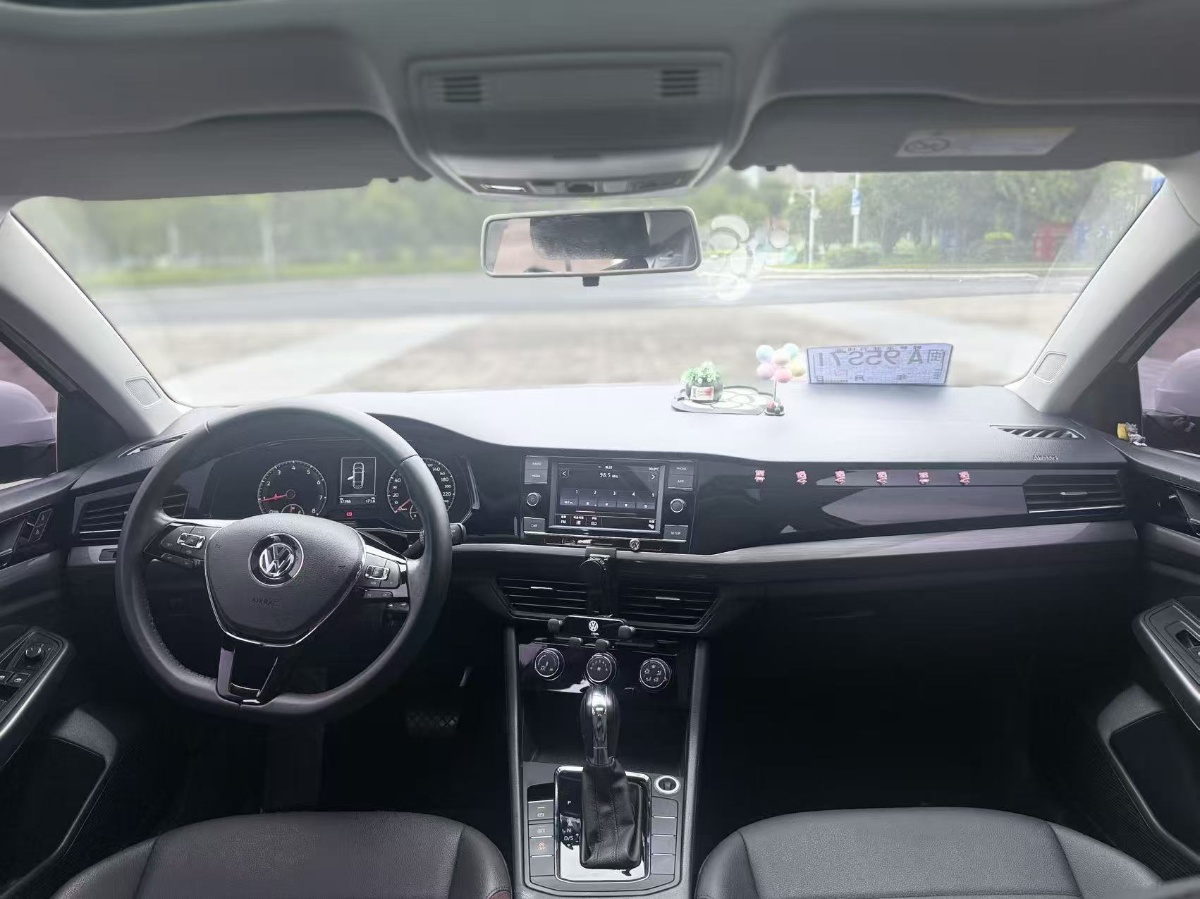Volkswagen Bora 2019 car image #6