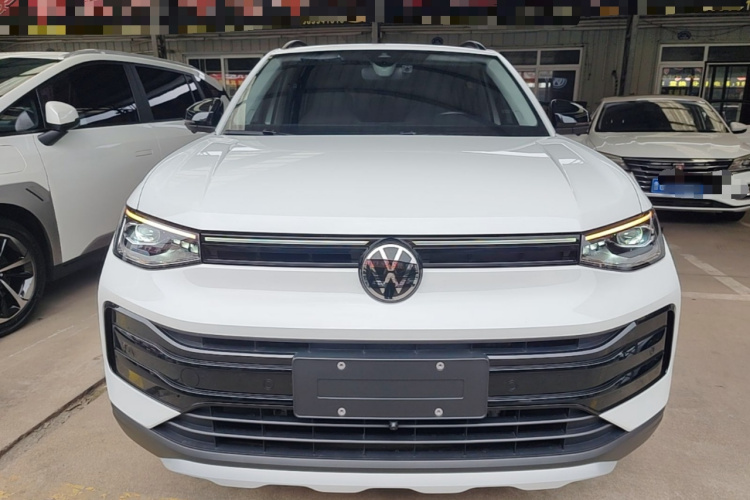 Volkswagen Tharu 2024 #3 Volkswagen Tharu 2024 car image #3
