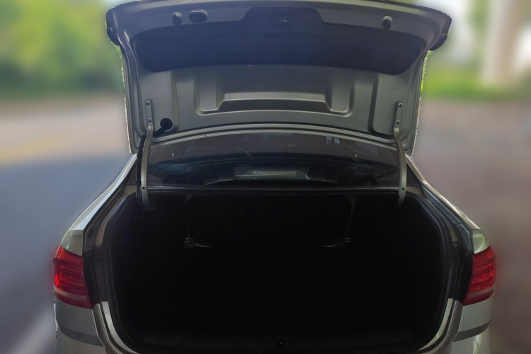 Volkswagen Lavida 2015 car image #21