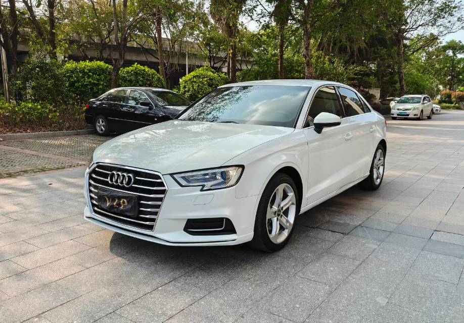 2020 2020 car image