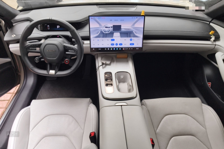 MI SU7 2024 car image #11