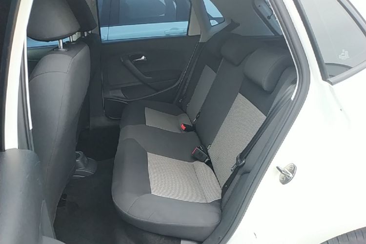 Volkswagen Polo 2018 #17 Volkswagen Polo 2018 car image #17
