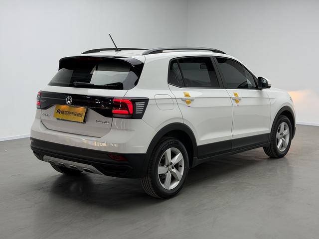 Volkswagen T-Cross 2020 #7 Volkswagen T-Cross 2020 car image #7
