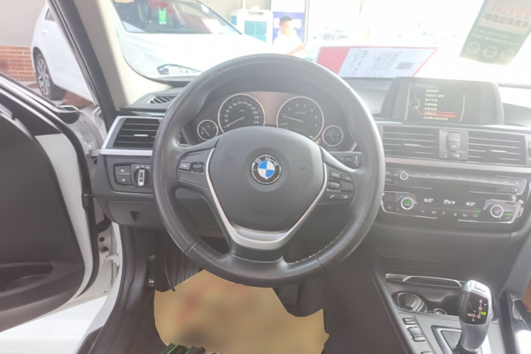 BMW 3 Series 2017 #11 BMW 3 Series 2017 car image #11