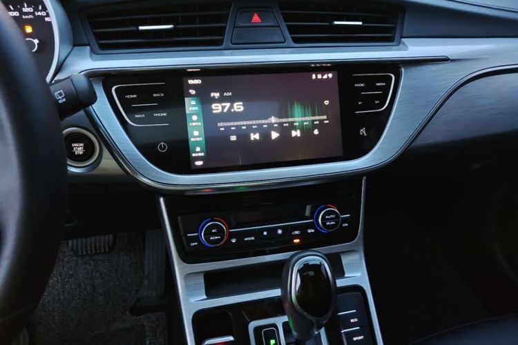 GEELY Emgrand GS 2019 imagem de carro #13