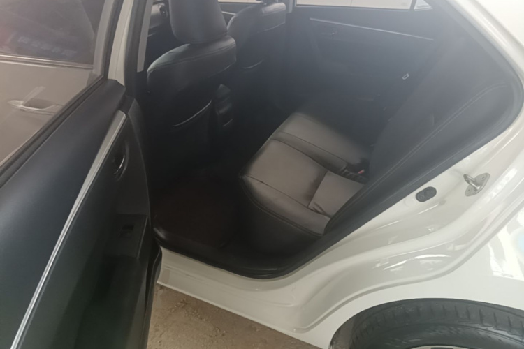 Toyota Corolla 2018 #17 Toyota Corolla 2018 car image #17