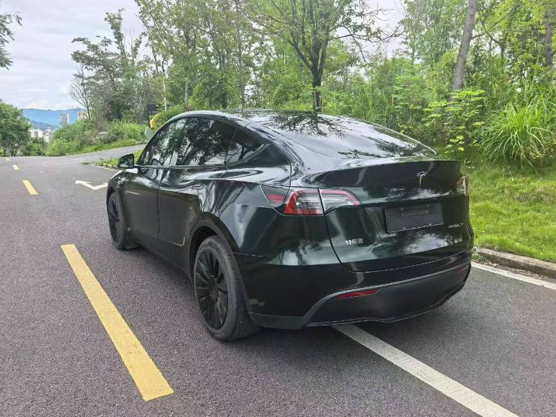 Tesla Model Y 2022 #9 Tesla Model Y 2022 car image #9