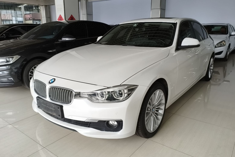BMW 3 Series 2018 #2 BMW 3 Series 2018 car image #2