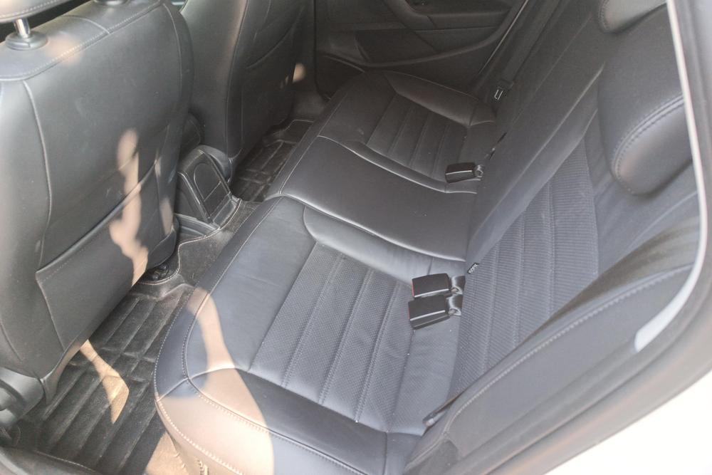 Volkswagen Polo 2016 car image #16
