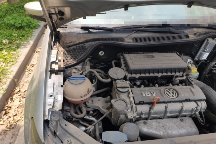 Volkswagen Polo 2011 imagem de carro #28