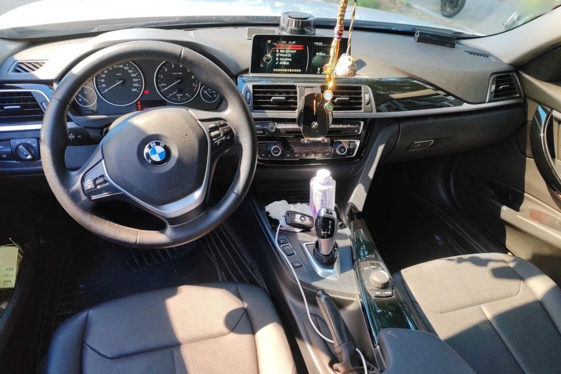 BMW 3 Series 2017 #21 BMW 3 Series 2017 car image #21