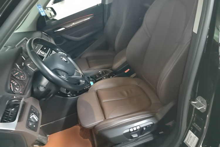BMW X1 2017 #19 BMW X1 2017 car image #19