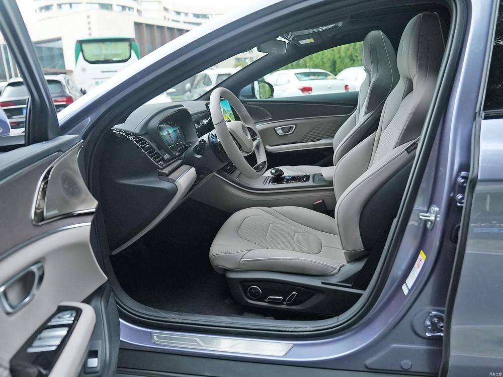 BYD Han 2024 #9 BYD Han 2024 car image #9