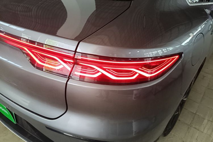 BYD Han 2022 car image #8
