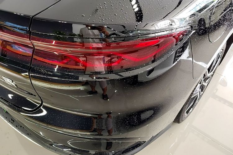 BYD Han 2024 car image #8