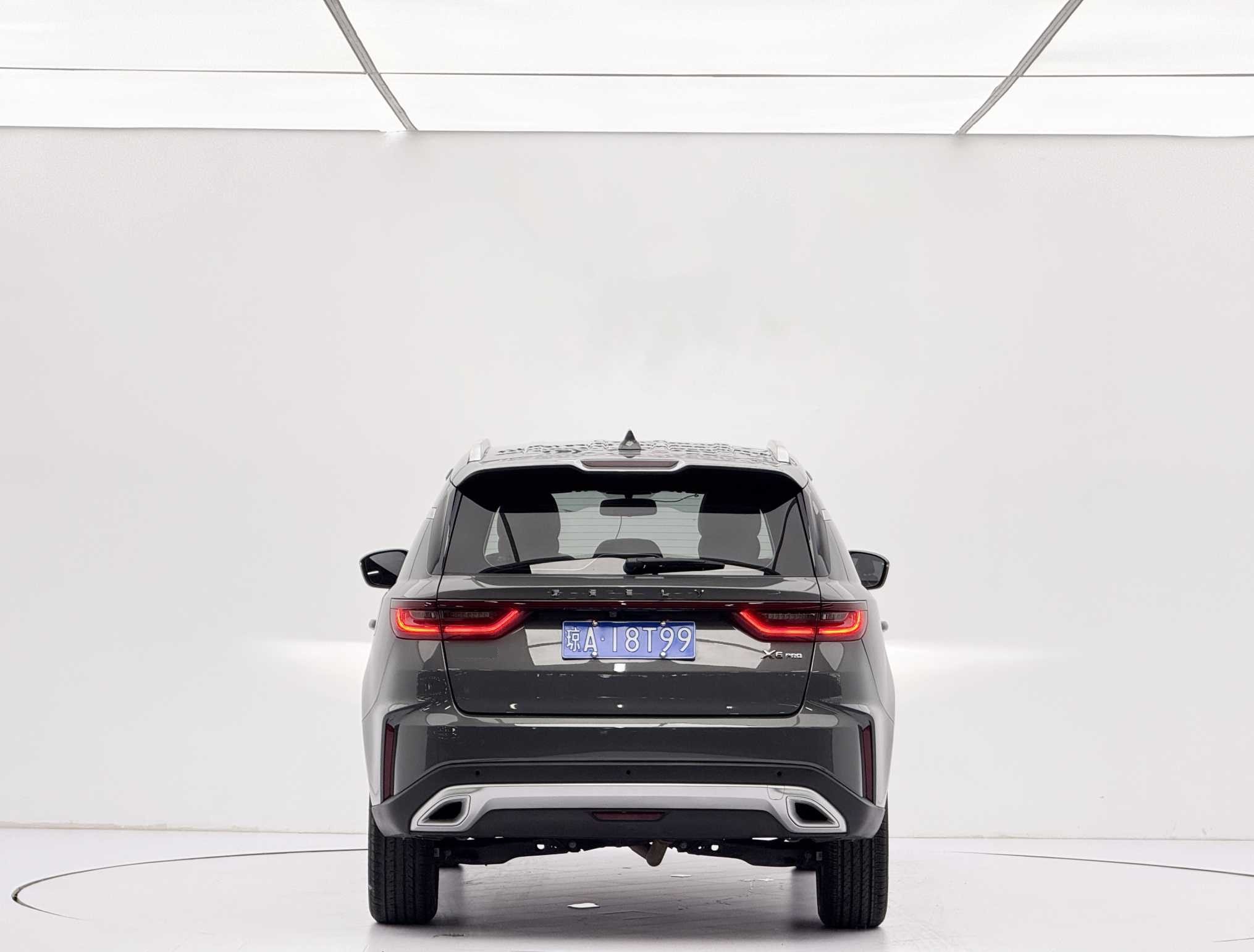 GEELY Vision X6 2023 car image #2