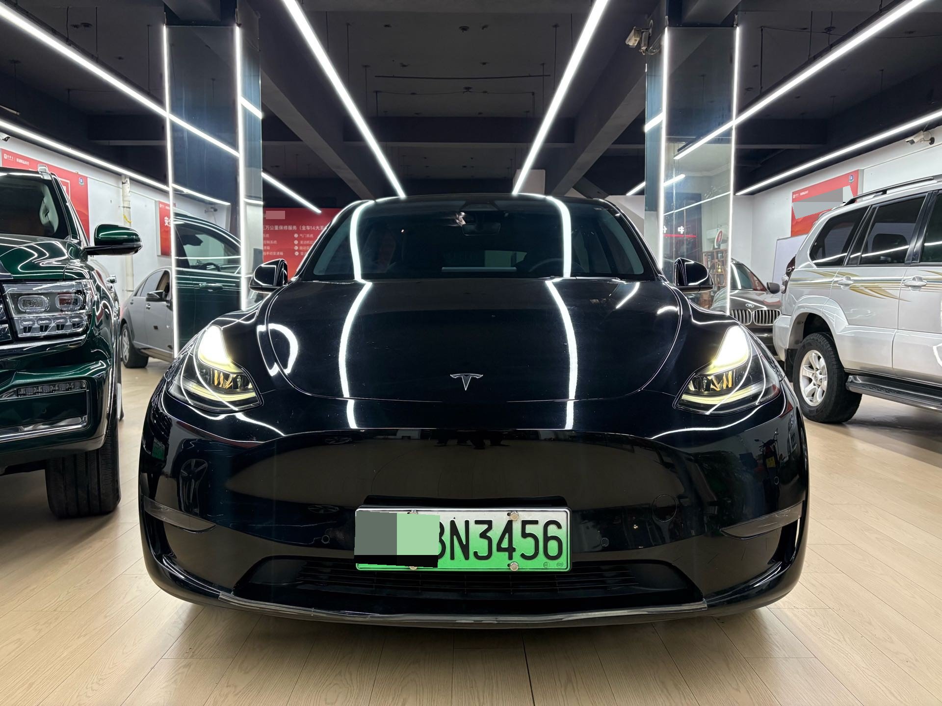 Tesla Model Y 2021 #2 Tesla Model Y 2021 image de voiture #2