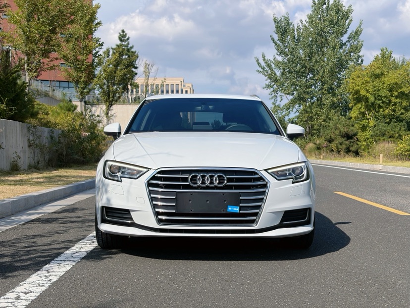 Audi A3 2020 car image #2