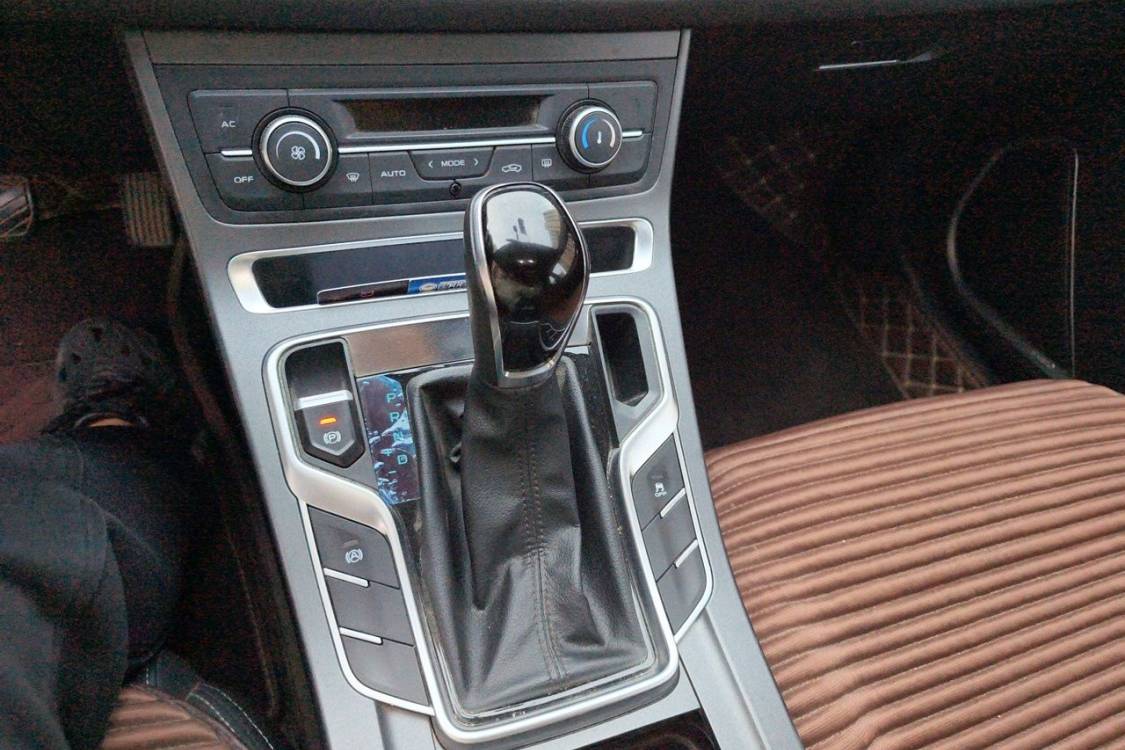 GEELY Emgrand 2020 #27 GEELY Emgrand 2020 imagen de coche #27
