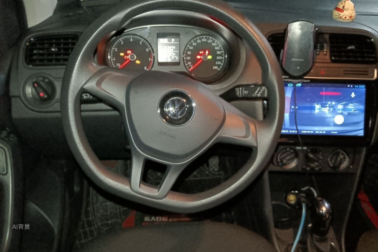 Volkswagen Polo 2017 car image #12