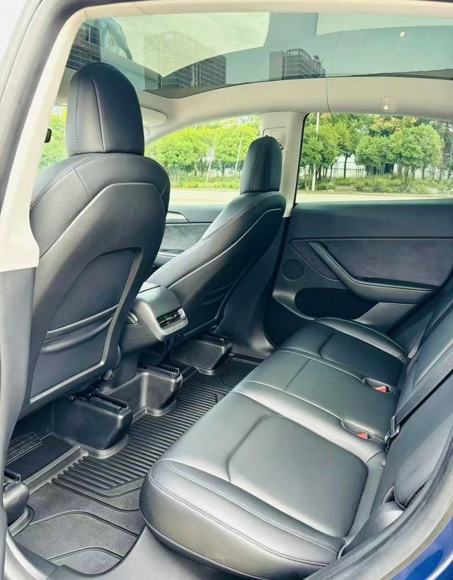 Tesla Model Y 2022 #7 Tesla Model Y 2022 صورة سيارة #7