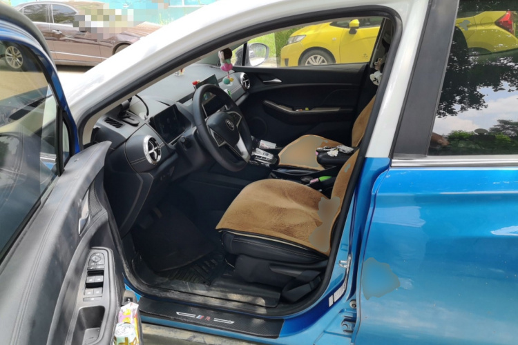 BYD Yuan New Energy 2019 immagine di auto #15