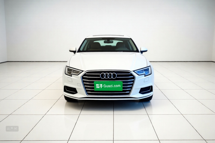 Audi A3 2019 immagine di auto #3