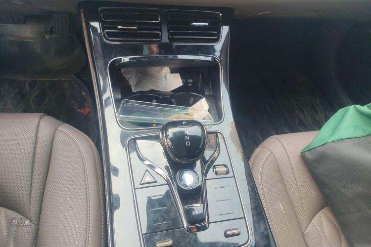 BYD Han 2024 car image #16