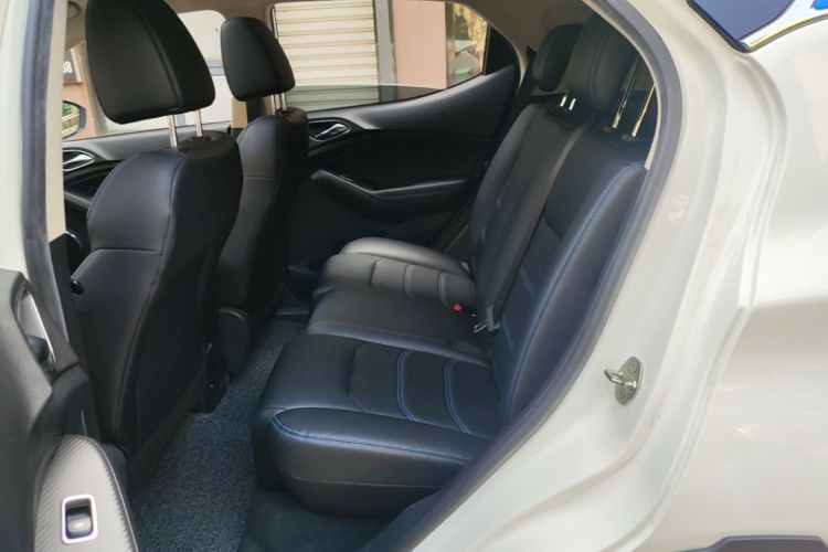 BYD Yuan New Energy 2019 car image #17