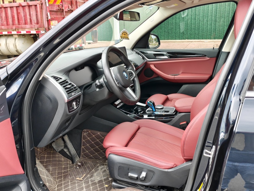 BMW iX3 2022 #9 BMW iX3 2022 car image #9