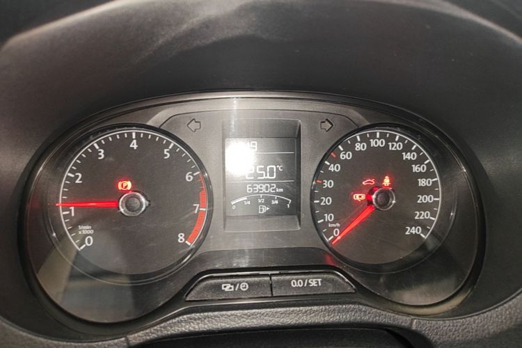Volkswagen Polo 2016 #12 Volkswagen Polo 2016 car image #12