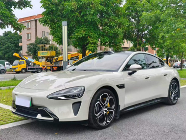 MI SU7 2025 car image 