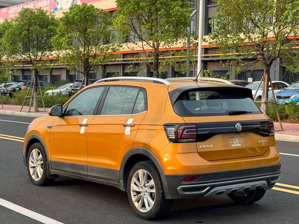 Volkswagen T-Cross 2021 image de voiture #4