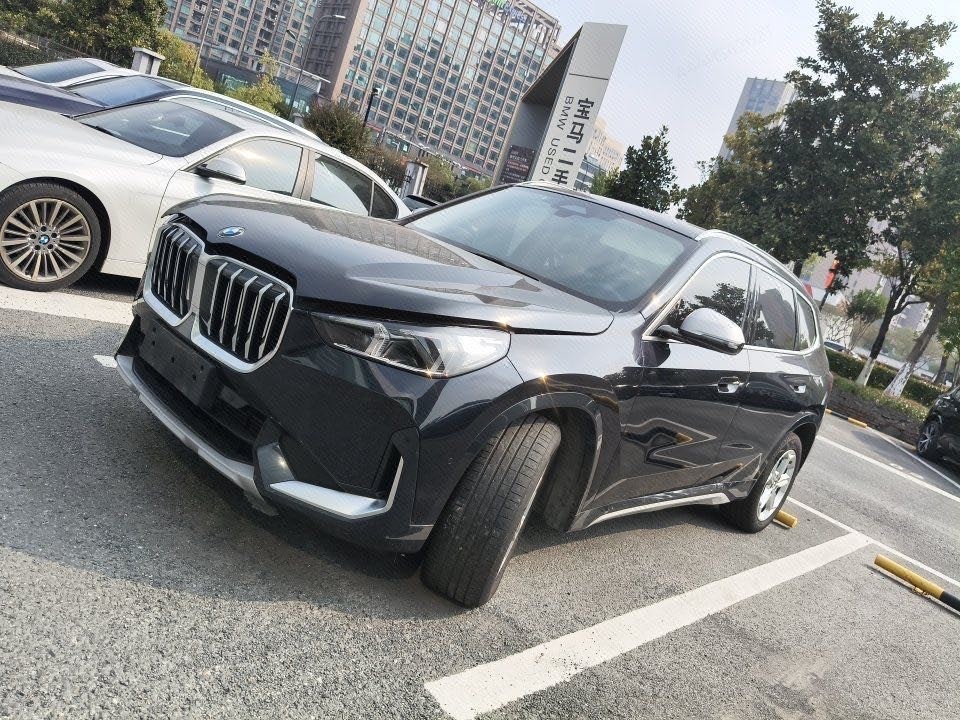 BMW X1 2023 imagem de carro 