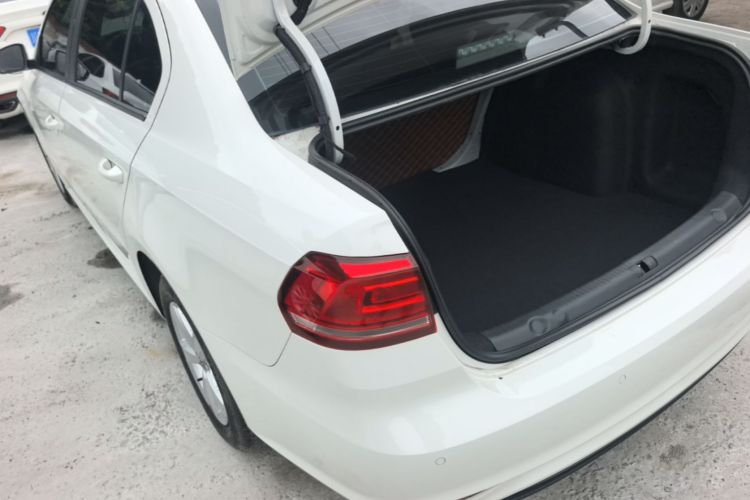 Volkswagen Lavida 2021 car image #5