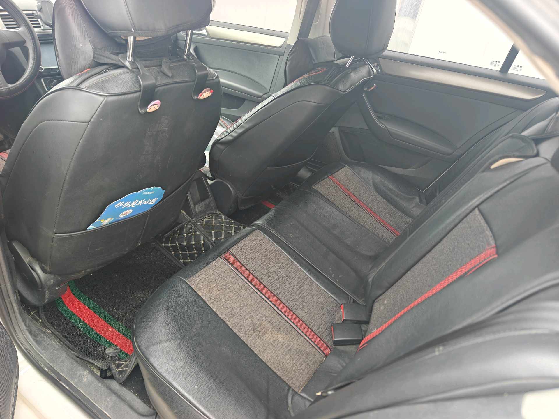 Volkswagen Santana 2015 car image #8