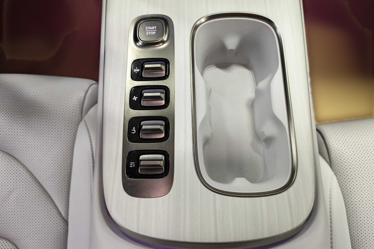 MI SU7 2025 car image #21