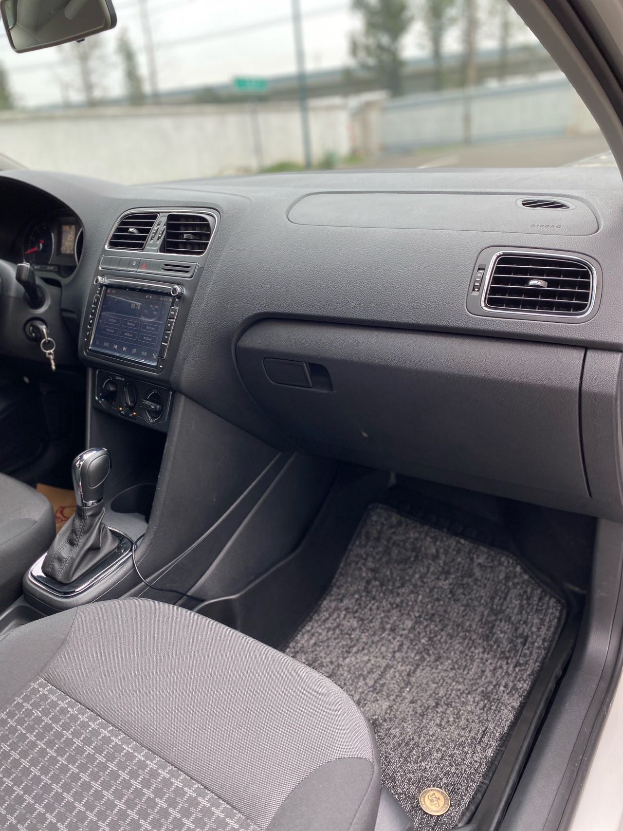 Volkswagen Polo 2017 immagine di auto #6
