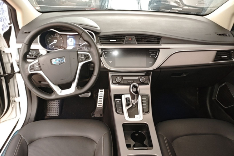 GEELY Emgrand GS 2018 car image #10